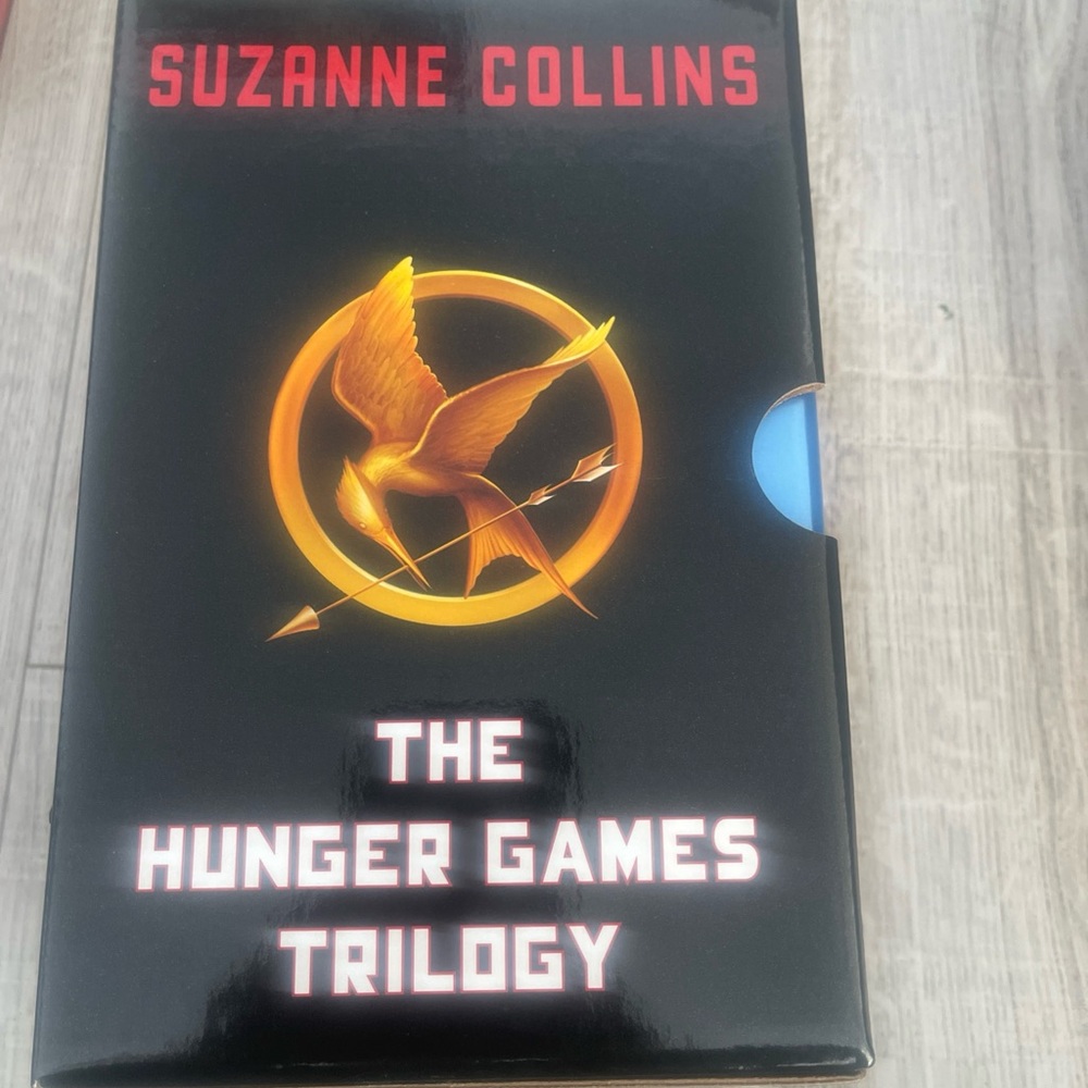 The Hunger Games Trilogy - Black and Gold set of three 2008 2009 2010